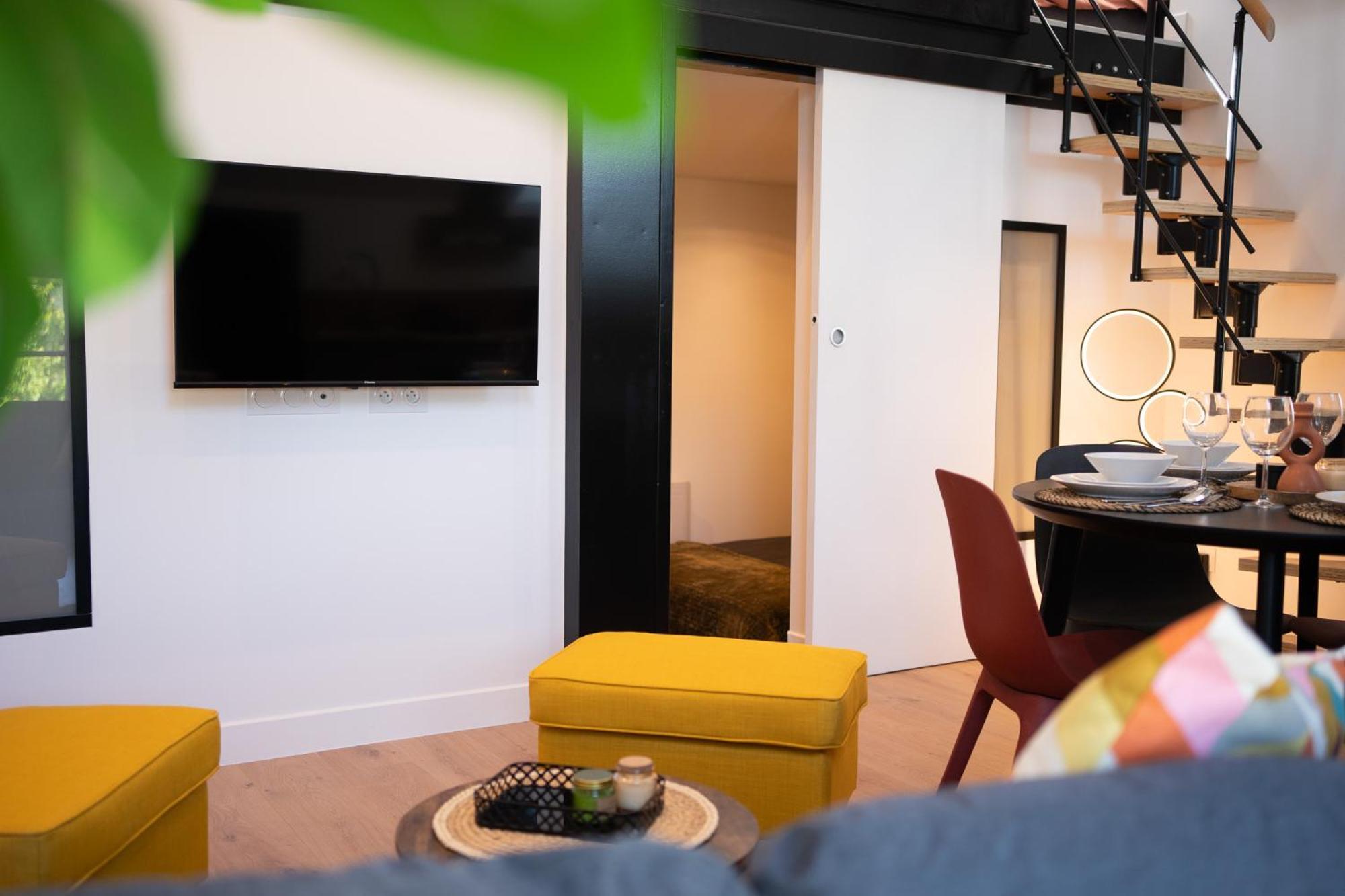 Appartements Plein Centre, A 5 Minutes Du Chateau Onzain Bagian luar foto