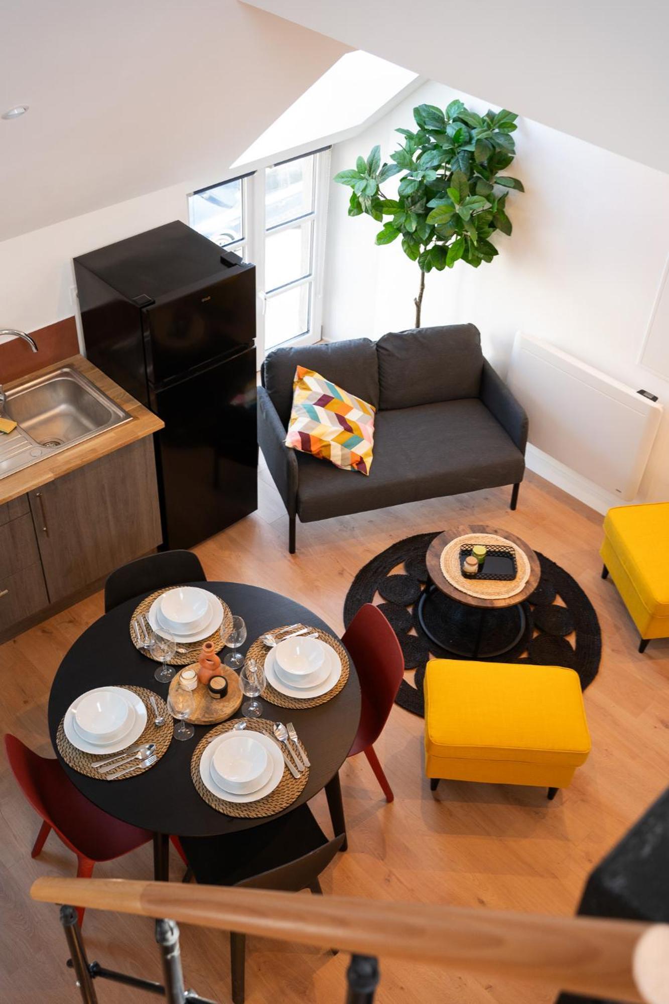 Appartements Plein Centre, A 5 Minutes Du Chateau Onzain Bagian luar foto