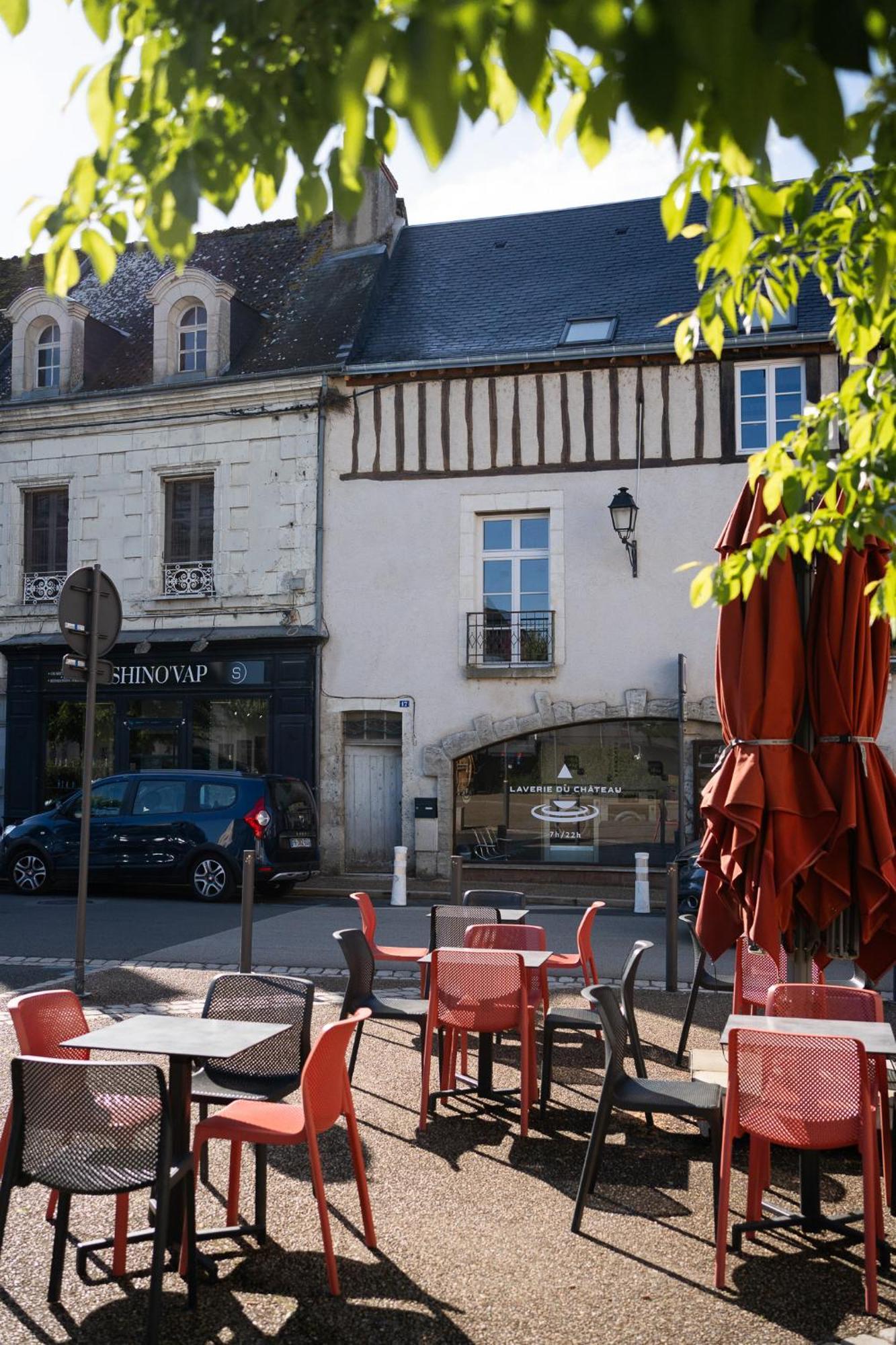 Appartements Plein Centre, A 5 Minutes Du Chateau Onzain Bagian luar foto