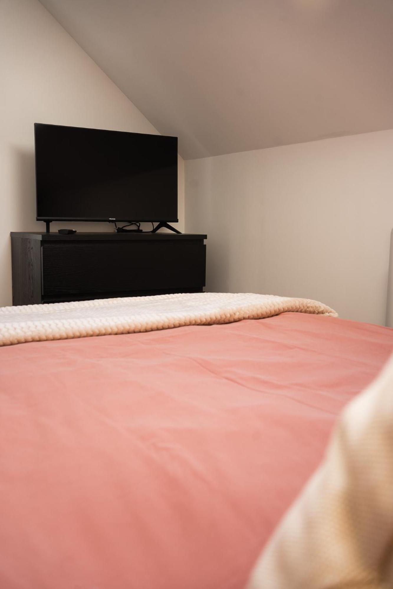 Appartements Plein Centre, A 5 Minutes Du Chateau Onzain Bagian luar foto